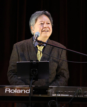 タケカワユキヒデ、代表曲に加えビートルズの楽曲披露「卒業式での拍手が気持ちよくて、いまだにやってる」