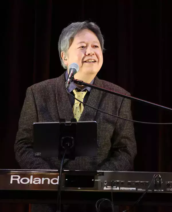タケカワユキヒデ、代表曲に加えビートルズの楽曲披露「卒業式での拍手が気持ちよくて、いまだにやってる」
