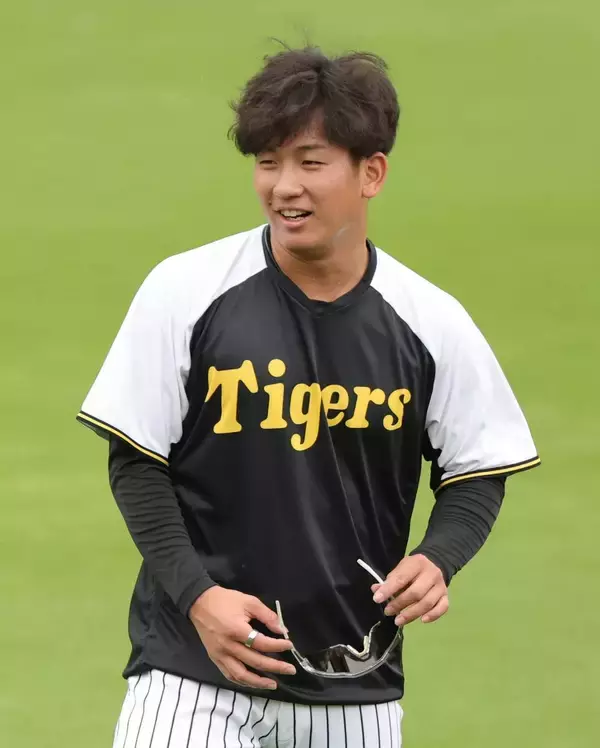 【阪神】昨季５勝の伊原陵人、母校・大商大グラウンドで自主トレ公開「継続してやることが大事」