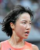 「東京世陸１万Ｍ代表で初マラソンの矢田みくにが快走中　上杉真穂、伊沢菜々花も先頭に食らいつく…大阪国際女子マラソン」の画像1