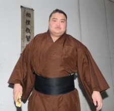 横綱のしこ名を継承した旭富士、相撲教習所に入所