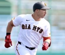【巨人】ドラ６・藤井健翔が激走ヘッスラ三塁打　実戦初安打をマーク…２軍練習試合