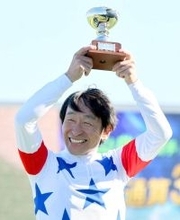 横山典弘騎手がＪＲＡ通算３０００勝　デビューの地・中山での達成に「あれから４１年経ったのか...」　武豊騎手に続く史上２人目　