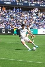 Ｊ最速？！　衝撃の７秒ゴール　Ｊ１清水ＦＷ呉世勲が相手ＧＫに強烈プレッシャー　右足にボール当てゴールへ…アウェー長崎戦で３点奪って快勝