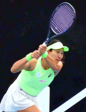 【全仏テニス】内島萌夏　大会前の体調不良の影響で、最終セットの１－４で途中棄権