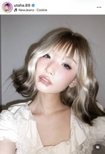 「え？」「衝撃の可愛さ」金髪姿の美少女に騒然「誰かと」「分からなかった」正体は人気ボーカル「いつもの詩羽と違う…」
