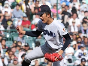 【甲子園】織田翔希が圧巻の１０Ｋ完封で横浜１８年ぶり４強　甲子園最速タイ１５６キロを７度！１７日に死去した元監督・渡辺元智さんに弔い星…花巻東を圧倒