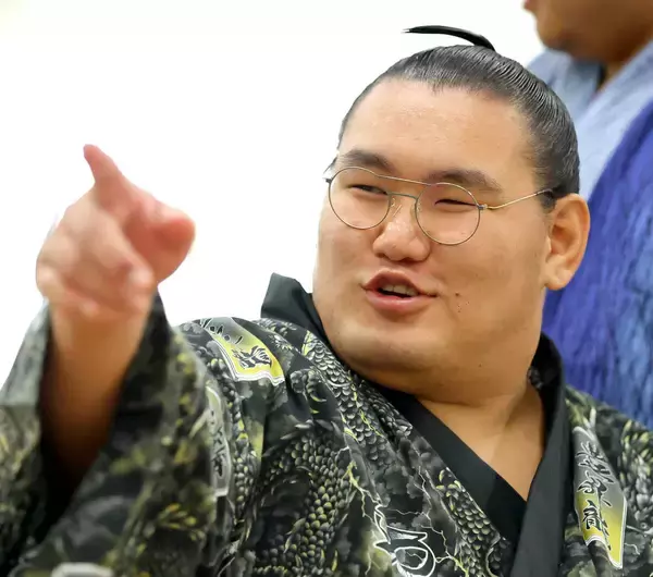 右膝手術の横綱・豊昇龍、四股を再開　秋場所の出場は「ぎりぎりまで分からない」
