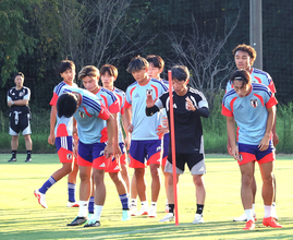 【サッカーＵ２１】ついに海外組も全員合流！　ＤＦ小杉、ＭＦ石渡、ＦＷンワディケが２２日の練習から参加…アジア大会
