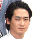 「元「ブルゾンちえみｗｉｔｈＢ」ダイキ、現在の姿！大物タレントと２ショット「痩せて絞って俳優業を…」解散６年」の画像1