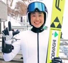 【ジャンプ】岩佐明香が３年ぶり２度目Ｖ　ミラノ五輪メダル獲得の小林陵侑＆高梨沙羅と同じ９６年生まれ「活躍する選手を見てまた４年、頑張っていきたいと思った」宮様大会ＬＨ