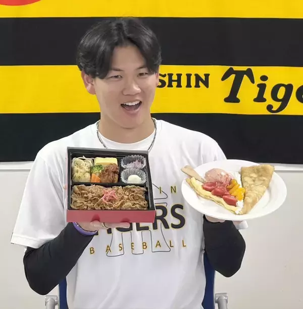 【阪神】及川雅貴の思い出が詰まった豚丼「がっつり食べて応援を」監督・選手コラボグルメ新メニュー発表