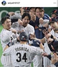 右膝負傷で途中交代の鈴木誠也がＳＮＳ更新「本当に嬉しかった」「最強になり…」「ピシピシピシピシピシ」