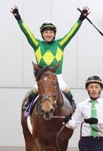【高松宮記念】ＪＲＡ・Ｇ１完全Ｖへ残るは２競走　ルメール騎手は５９度目のタイトルに「難しい仕事じゃなかった」