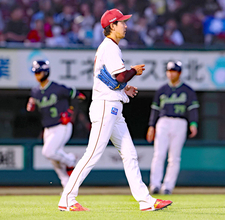 【楽天】２０年連続勝利を目指した岸孝之が５回３失点で今季初登板初黒星　チームは４連敗で借金は最多の１１に