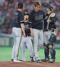 【オリックス】巨人戦７連勝ならず…九里亜蓮が痛恨被弾「先に点を取ってもらったのに…」ベテラン岩崎翔は１回０封で復帰