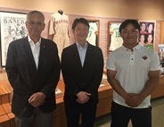 【大学野球】飛田穂洲氏の「一球入魂」に小宮山悟監督「唯一無二」…新潟・南魚沼でキャンプ中の早大が池田記念美術館を訪問