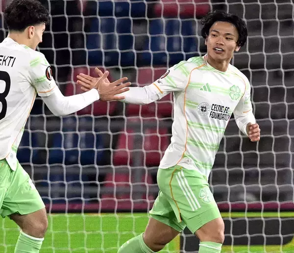 セルティックＭＦ旗手玲央が痛恨の退場　前田大然のアシストから先制ゴールも…４分間でイエロー２枚