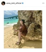 「『冷たい冷たい』と言いながらも…」石井杏奈、プールでの水着ショットが「超絶美しい」「えっ？可愛い」「最高やなっ」