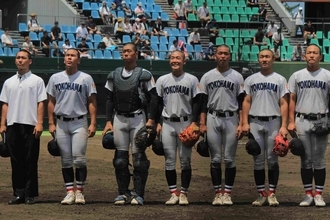 【高校野球】横浜・小野舜友主将「大事に至らないと信じて」エース・織田翔希が打球直撃で負傷降板、試合中に病院へ「みんなでカバーできれば」