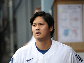 大谷翔平、投手復帰断念も「依然として二刀流の選手として見ている」　ロバーツ監督が見据える来季　打者専念はあくまで期間限定