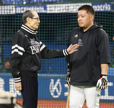【ソフトバンク】王貞治球団会長も２年前のリベンジへ闘志メラメラ「ここで２つ勝って…信じられないよ。倍返ししないとね」２年連続日本一へ敵地・横浜に参戦