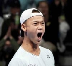 【全豪テニス】坂本怜　ツアー２勝を誇る元２１位に快勝　プロ転向後　坂本全豪初勝利　男子予選予選