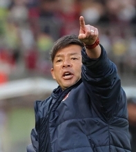 柴崎岳は見逃さない「優磨がうまく抜け出してくれた」必殺パスで鹿島の勝利演出　鬼木監督「試合に絡めない時でも…」