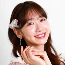 柏木由紀、ブサかわ猫との戯れショットに「猫になりたい」ファン続出！「ナイスツーショット」「かわいすぎる」