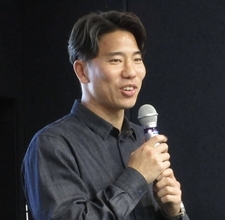 浅野拓磨、メッシのハットトリック「意味がわからない」「めっちゃ歩いてるし、何でそれで決められんねん」…報ステ