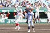 「【甲子園】智弁和歌山、“仮想・織田翔希”１７４キロマシン対策が奏功　楠本龍生が３回に勝ち越し３ラン　世代最強投手をＫＯ」の画像1