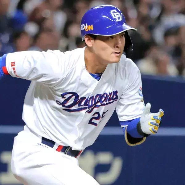 【中日】石川昂弥が好プレー　三塁・本塁の間で挟まれるも…タッチかいくぐって３点目呼び込む