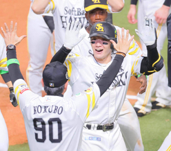 　【日本シリーズ記録室】１位の巨人に迫る８度目のサヨナラ勝ち　ソフトバンクが西武を抜いて単独２位　