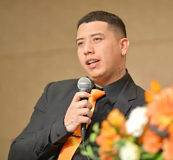 【巨人】先発候補の１６０キロ右腕ブライアン・マタ「１００％ベストを尽くす」新外国人４選手が入団会見