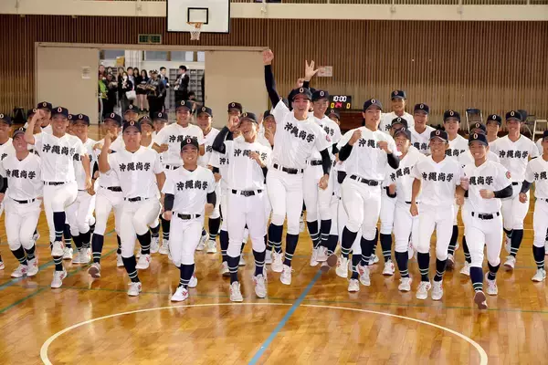 【センバツ】沖縄尚学のイケメン右腕・新垣有絃がエースナンバー奪取へ「自分がエースを取るということを目標にやっていきたい」