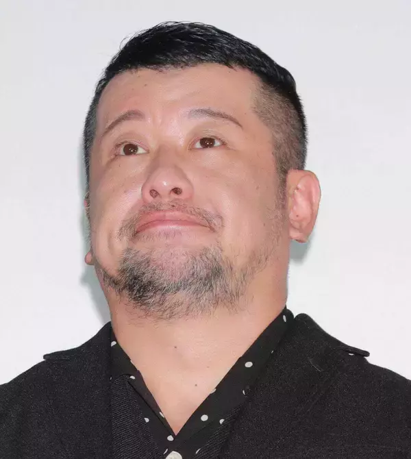 陣内智則「泣きそうです」中川家「ほんまに、よかったねえ」…電撃結婚発表のケンドーコバヤシに祝福の声続々