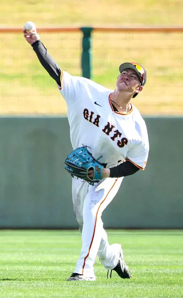 高校時代は投手で１４７キロも計測！巨人ドラ４・皆川岳飛、強肩と選球眼でアピール