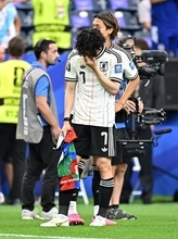 【Ｗ杯】試合後に号泣の田中碧　ショックでコメントできず　目が真っ赤…ミスから逆転ゴール献上