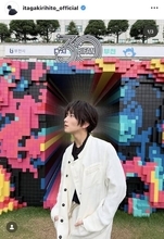 板垣李光人　夏らしさ満点のセットアップコーデが「かっこいい！」「素敵すぎます」白黒コーデで映画祭へ