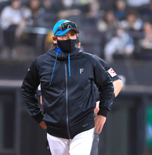 【日本ハム】新庄監督「明日は何としても勝つ」今季最長４時間５３分　２位浮上ならず　１２回清宮幸が悪送球「今日はすみません」