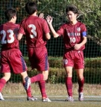 【高校サッカー】浜松開誠館が白星締めで選手権へ復調　自校グラウンドで６年間の思い込め川合ダメ押し弾