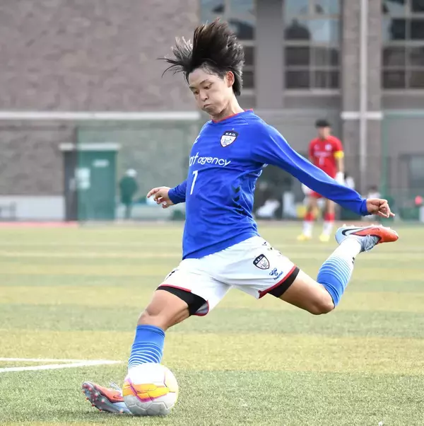 【大学サッカー】京都産業大学・皿良立輝　大学屈指のキック力を武器に飛躍の１年へ　レフティーの成長と挑戦 　