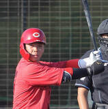 「【広島】７年目の持丸泰輝が待望プロ初安打！19年育成１位「悔しい思いも、苦しい思いもしていた」」の画像1