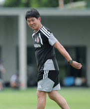 練習場所転々の日本代表　メキシコ合宿最終日はＵ－１９日本代表との練習試合を完全非公開で実施　