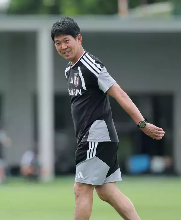 練習場所転々の日本代表　メキシコ合宿最終日はＵ－１９日本代表との練習試合を完全非公開で実施　