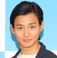 「刺青でもいれたろか」３２歳人気俳優　衝撃の激変姿！「びっくりしたやんかぁ」野村周平にファン驚き