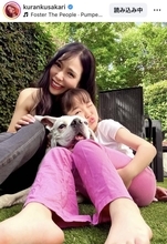 「セレブ」「この庭は特別」超ハンサム俳優の長女３６歳　「顔が似てきた」「姉妹のよう」美形娘と２ショット　紅蘭
