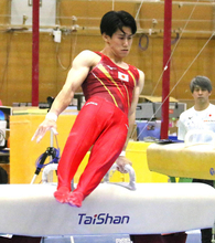 【体操】橋本大輝　試技会のあん馬で２度落下　それでも「想定内」とした訳とは
