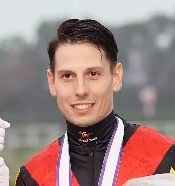 【凱旋門賞】アドマイヤテラはＣデムーロ騎手が１週前のパリロンシャン競馬場で初コンタクト　最終追いにも騎乗予定