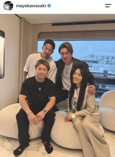 川﨑麻世、世界チャンプ兄弟＆２１歳年下妻と花火観賞「楽しいクルージングでした」井上尚弥＆井上拓真と